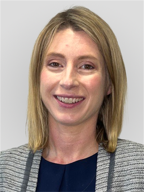 Photo of Laura Murphy